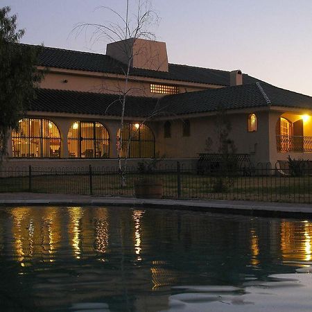 Villa Los Sauces Chacras de Coria Luaran gambar