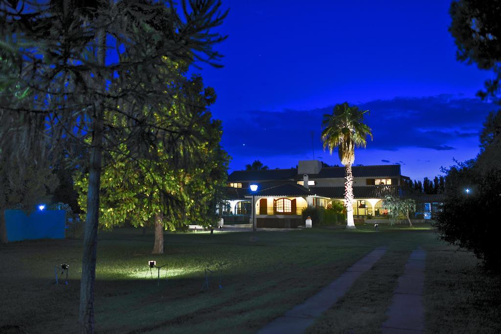 Villa Los Sauces Chacras de Coria Luaran gambar