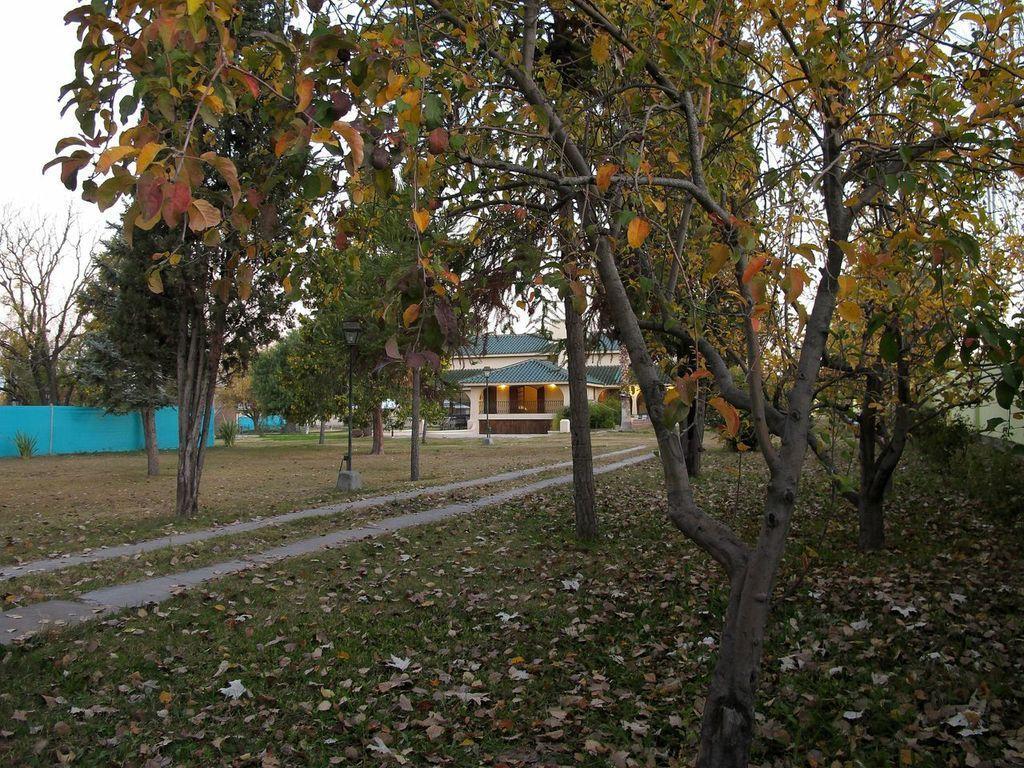 Villa Los Sauces Chacras de Coria Luaran gambar